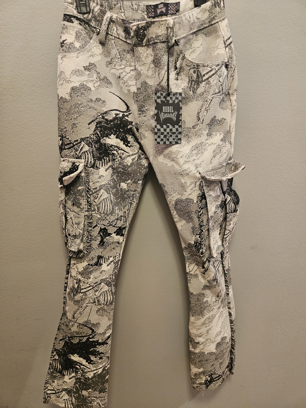 NWT Rebel Vengeance Woven Tapestry Denim Pants Horse Skeletons Men’s Size 28
